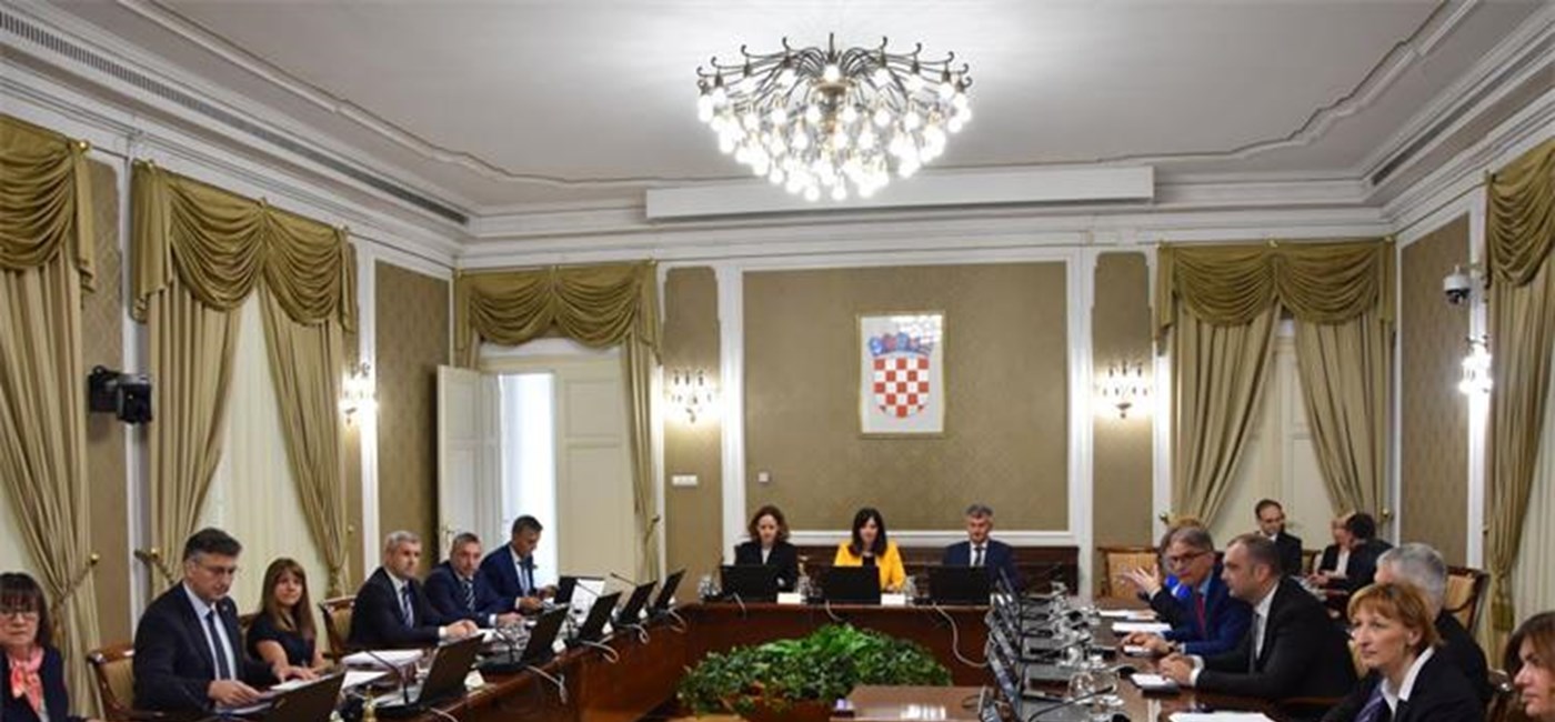 Vlada usvojila Strategiju upravljanja javnim dugom: Do 2021. njegov udjel u BDP-u planira se smanjiti na 65,4 posto 